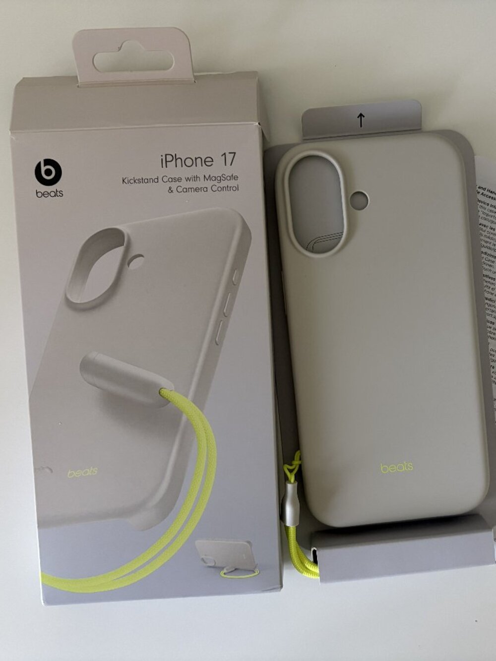Beats iPhone 17 Kickstand Case with MagSafe